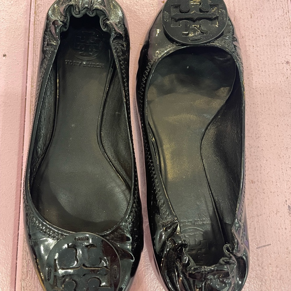 Tory Burch flats size 9 1/2